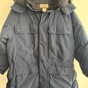 Vintage L.L.Bean GORE-TEX Goose Down Parka - Men's Medium - Navy Blue